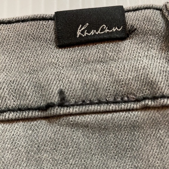 KanCan gray distressed button fly skinny Jean, women’s size 28 - Picture 3 of 15
